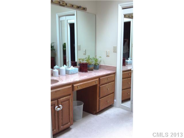 7200  Colony Road Charlotte North Carolina 28226