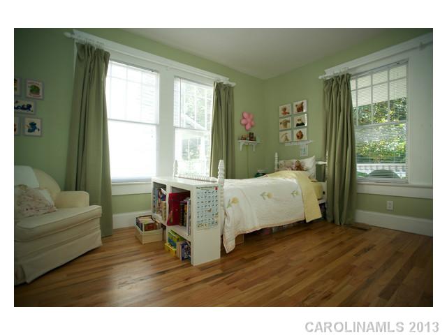 406  Wesley Heights Way Charlotte North Carolina 28208