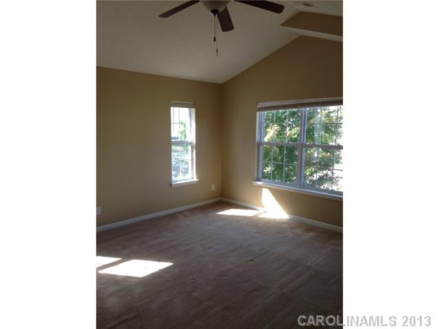 2712  Rozzelles Landing Drive Charlotte North Carolina 28214