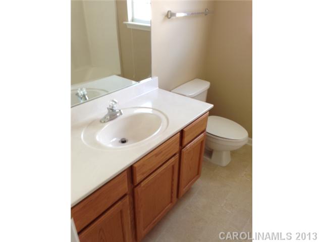 2712  Rozzelles Landing Drive Charlotte North Carolina 28214