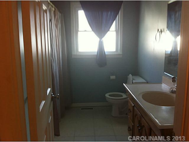 138  Hampton Church Road Charlotte North Carolina 28262