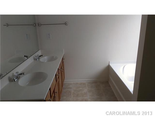 2713  Buckleigh Drive Charlotte North Carolina 28215