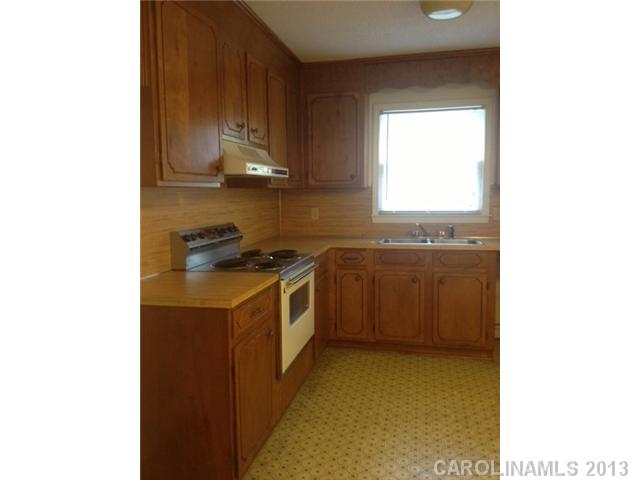 216  Idlewood Drive Kannapolis North Carolina 28083