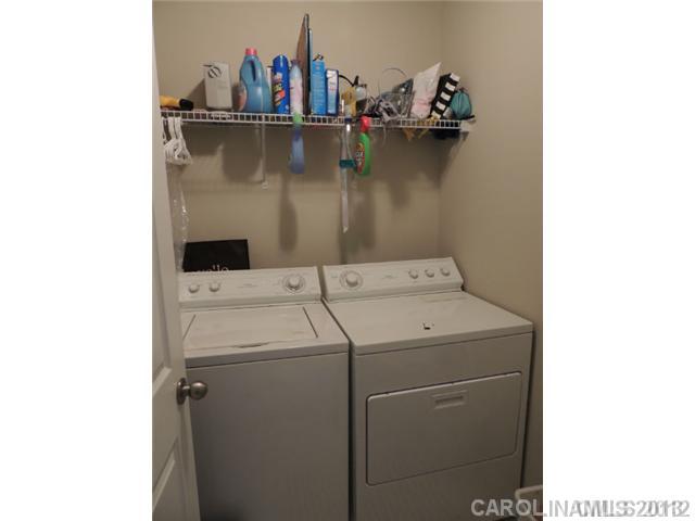 9003  Bishop Crest Lane Charlotte North Carolina 28277