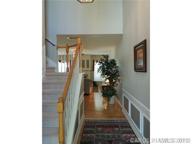 9003  Bishop Crest Lane Charlotte North Carolina 28277