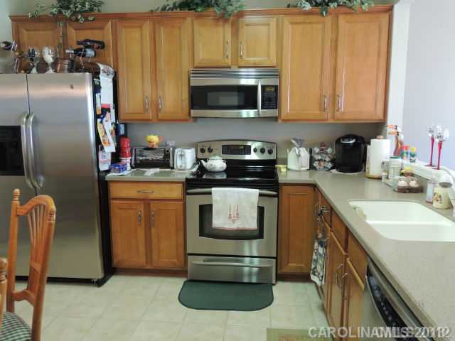 9003  Bishop Crest Lane Charlotte North Carolina 28277