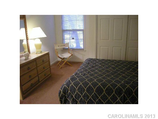 32202  Selwyn Farms Lane Charlotte North Carolina 28209