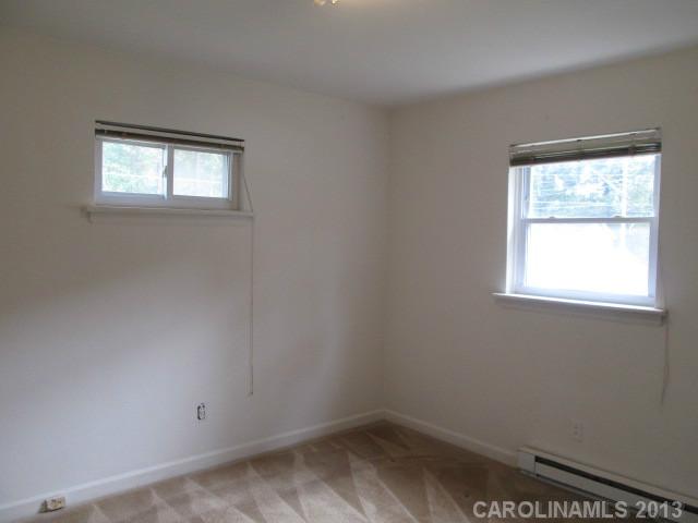 4415  Rolling Hill Drive Charlotte North Carolina 28213