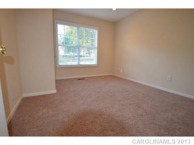 1631  Barbara Ann Circle Kannapolis North Carolina 28083