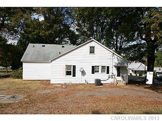 303  Armfield Street Statesville North Carolina 28677