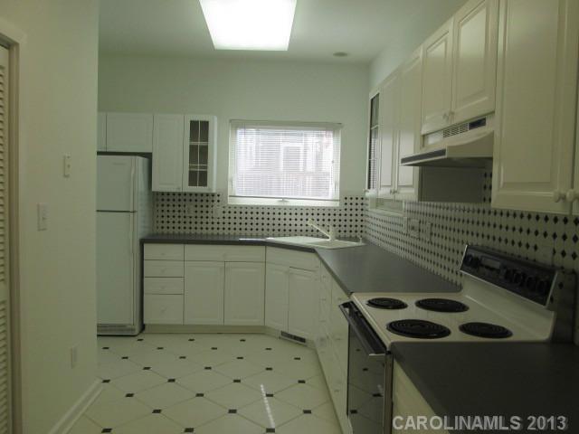 1619  Tippah Avenue Charlotte North Carolina 28205