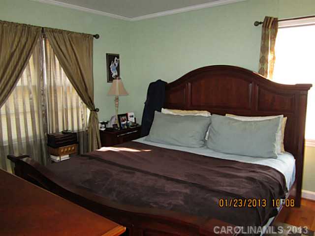 1915  Mineral Springs Road Charlotte North Carolina 28262