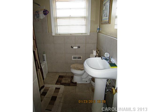 1915  Mineral Springs Road Charlotte North Carolina 28262