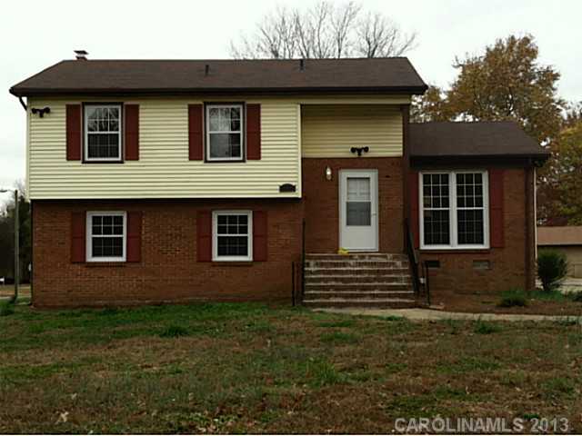 12014  Swanee Lane Charlotte North Carolina 28273