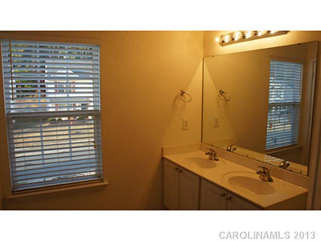 6227  Stonefort Court Charlotte North Carolina 28216