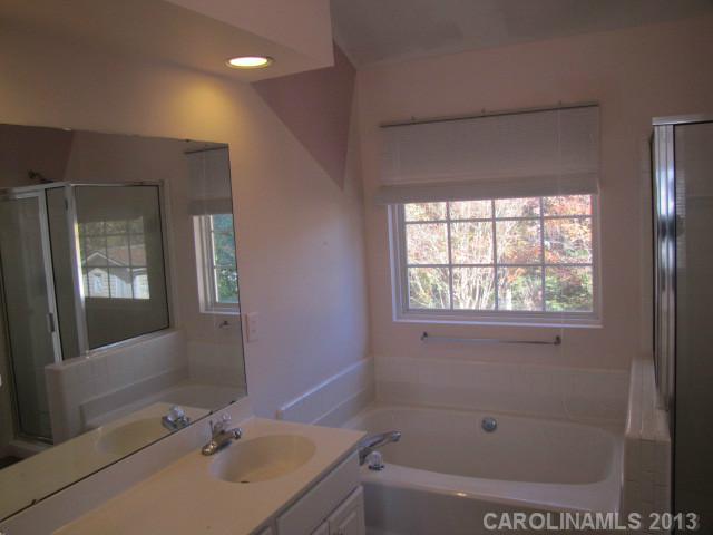 11009  OKeefe Court Charlotte North Carolina 28215