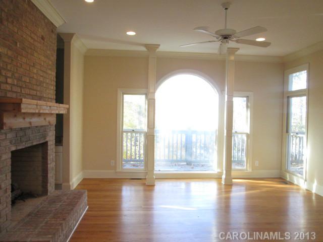 16300  Autumn Creek Court Charlotte North Carolina 28278