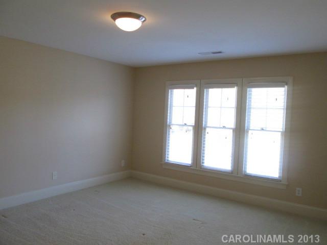 16300  Autumn Creek Court Charlotte North Carolina 28278