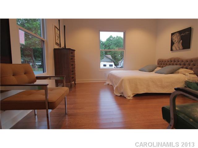 304  Westwood Avenue Charlotte North Carolina 28203