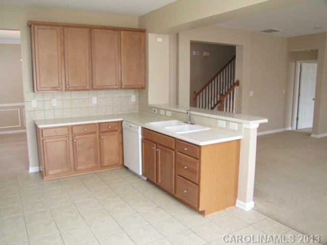 16826  Macanthra Drive Charlotte North Carolina 28213