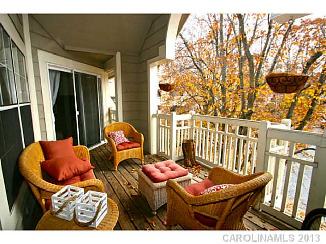 5009  Sharon Road Charlotte North Carolina 28210