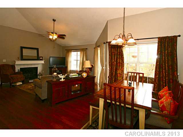 5009  Sharon Road Charlotte North Carolina 28210