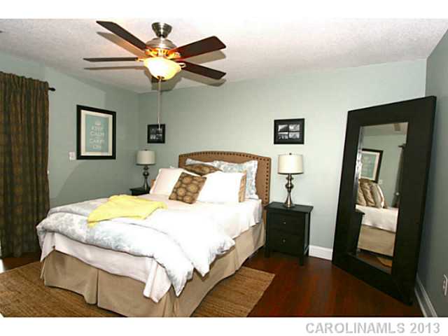 5009  Sharon Road Charlotte North Carolina 28210