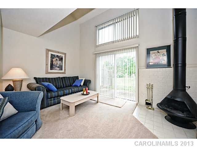 6111  Heathstone Lane Charlotte North Carolina 28210