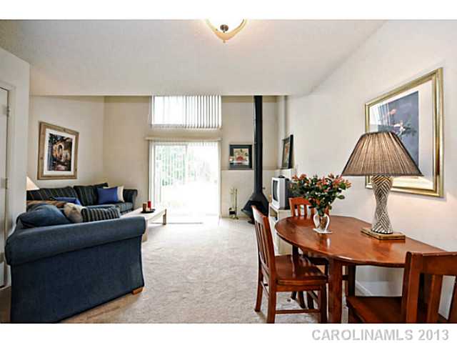 6111  Heathstone Lane Charlotte North Carolina 28210