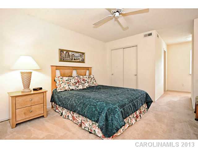 6111  Heathstone Lane Charlotte North Carolina 28210