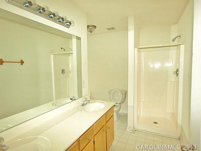 408  Peachtree Road Charlotte North Carolina 28216