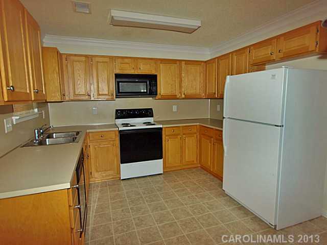 408  Peachtree Road Charlotte North Carolina 28216