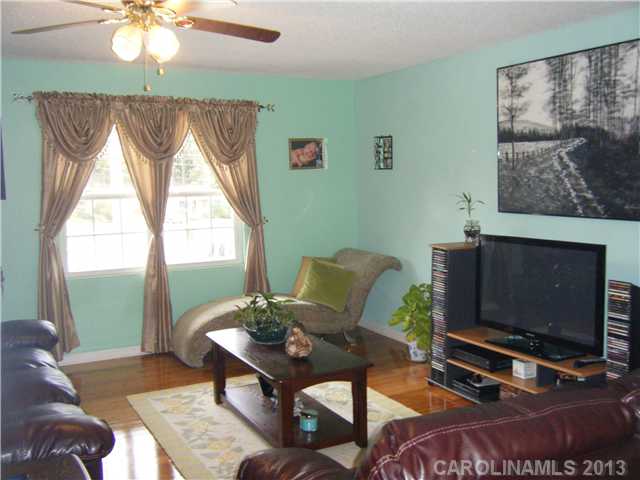 2048  Carburg Court Newton North Carolina 28658