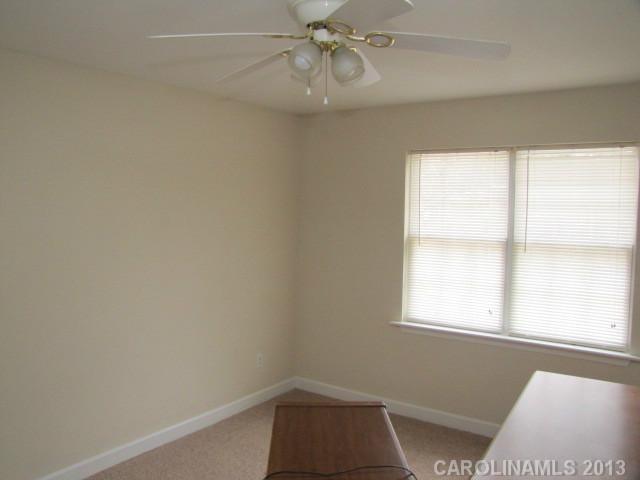 1302  Meadow Avenue Kannapolis North Carolina 28083