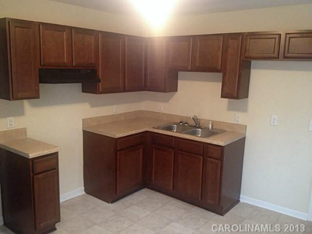 830 W Craighead Road Charlotte North Carolina 28206