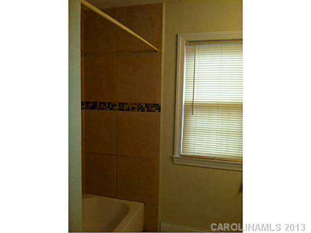 1226  Meadow Lane Charlotte North Carolina 28205