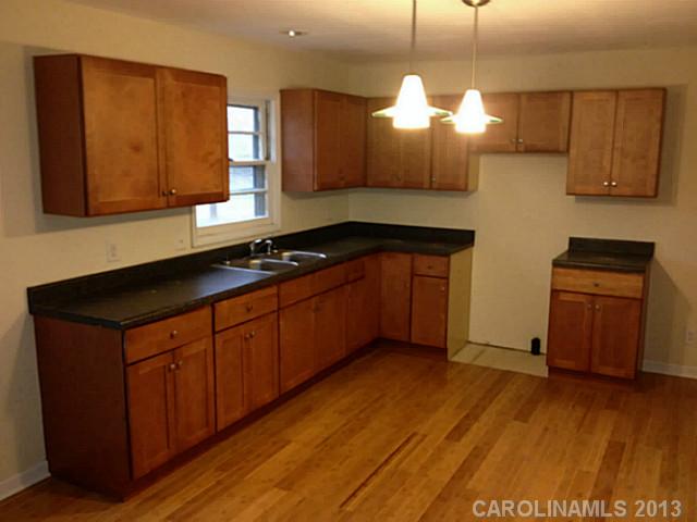 3304  Sunset Boulevard Charlotte North Carolina 28216