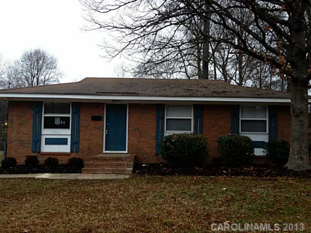 5515  Snow White Lane Charlotte North Carolina 28213