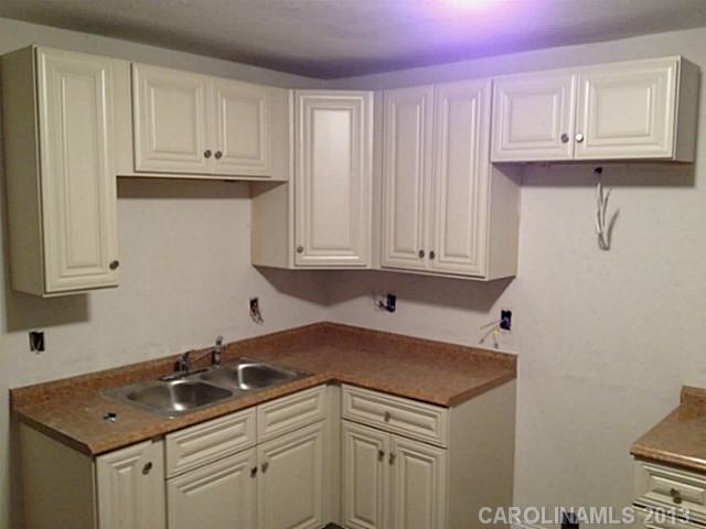 5515  Snow White Lane Charlotte North Carolina 28213