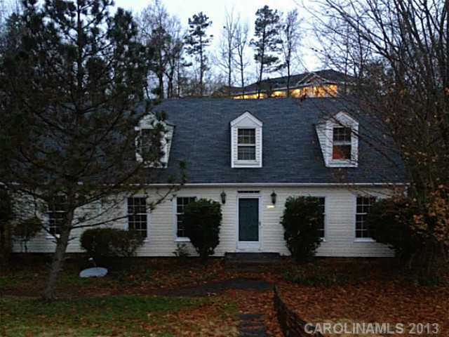 9135  Robert Frost Lane Charlotte North Carolina 28213