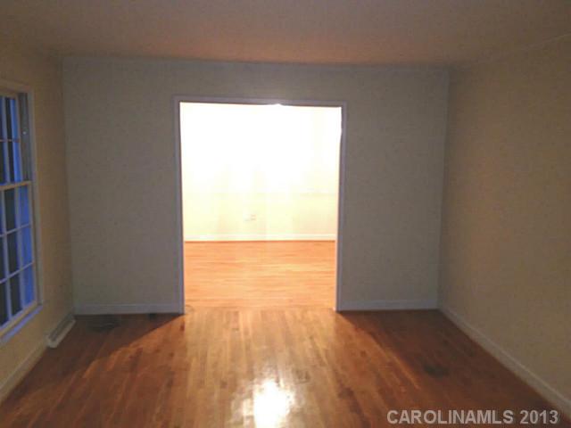 9135  Robert Frost Lane Charlotte North Carolina 28213