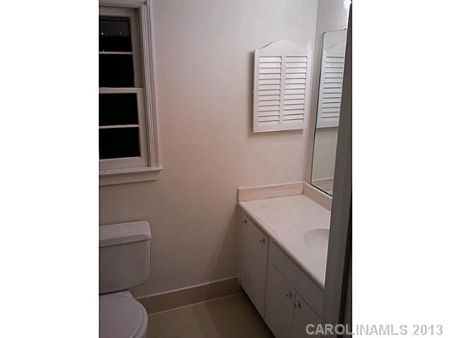 9135  Robert Frost Lane Charlotte North Carolina 28213