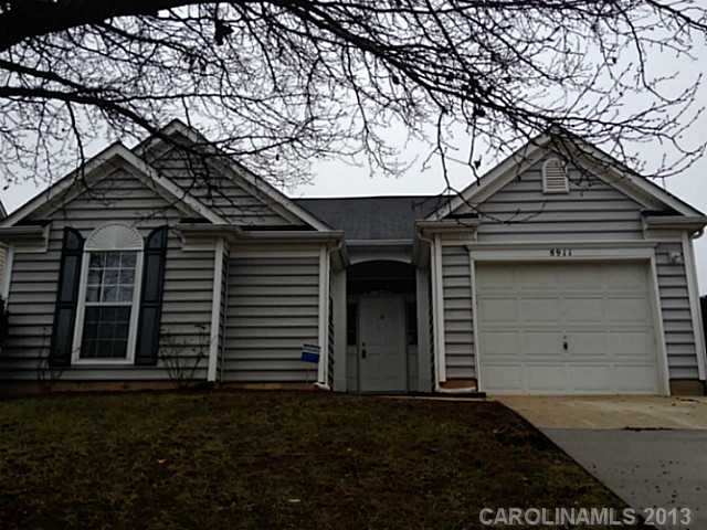 8911  Tendring Court Charlotte North Carolina 28215
