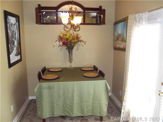 10338  Mcgoogan Lane Charlotte North Carolina 28277