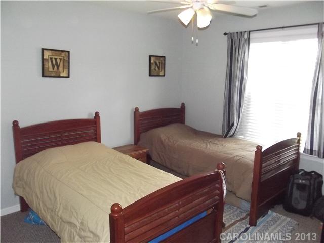 10338  Mcgoogan Lane Charlotte North Carolina 28277