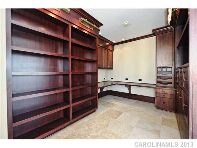 230  Tryon Street Charlotte North Carolina 28202