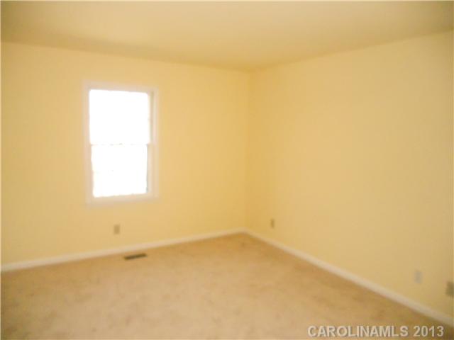 100  Foxfield Lane Matthews North Carolina 28105