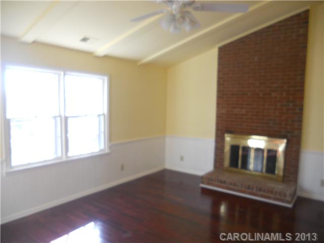 100  Foxfield Lane Matthews North Carolina 28105