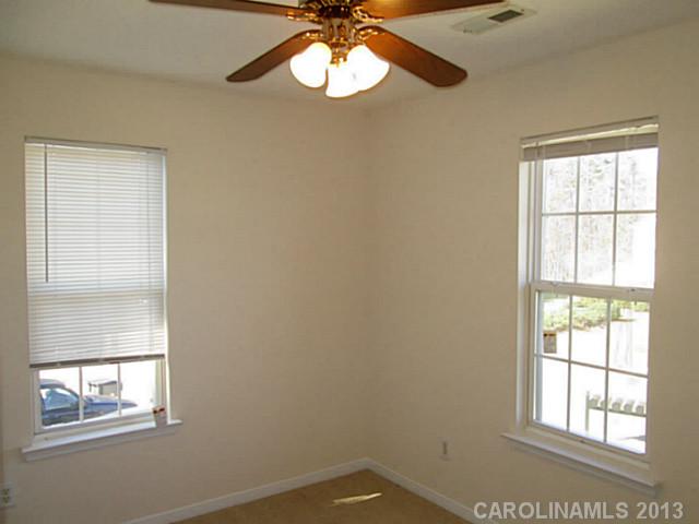 9439  Kimmel Lane Charlotte North Carolina 28216