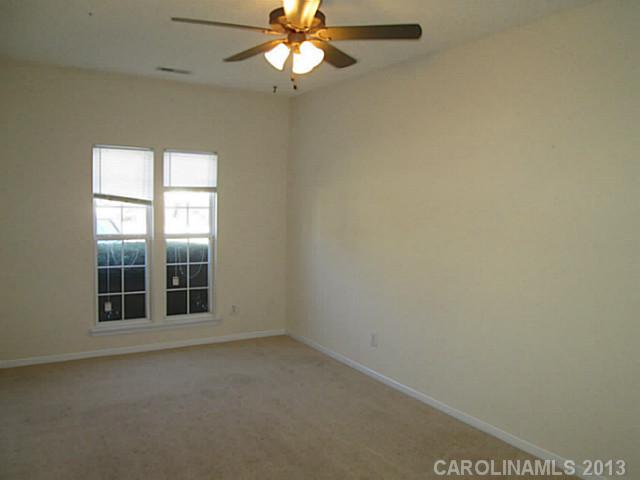 9439  Kimmel Lane Charlotte North Carolina 28216